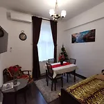 Smardan 16 Oldtown Apartment *